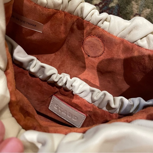 STAUD Cream Felix Bag - Picture 11 of 11
